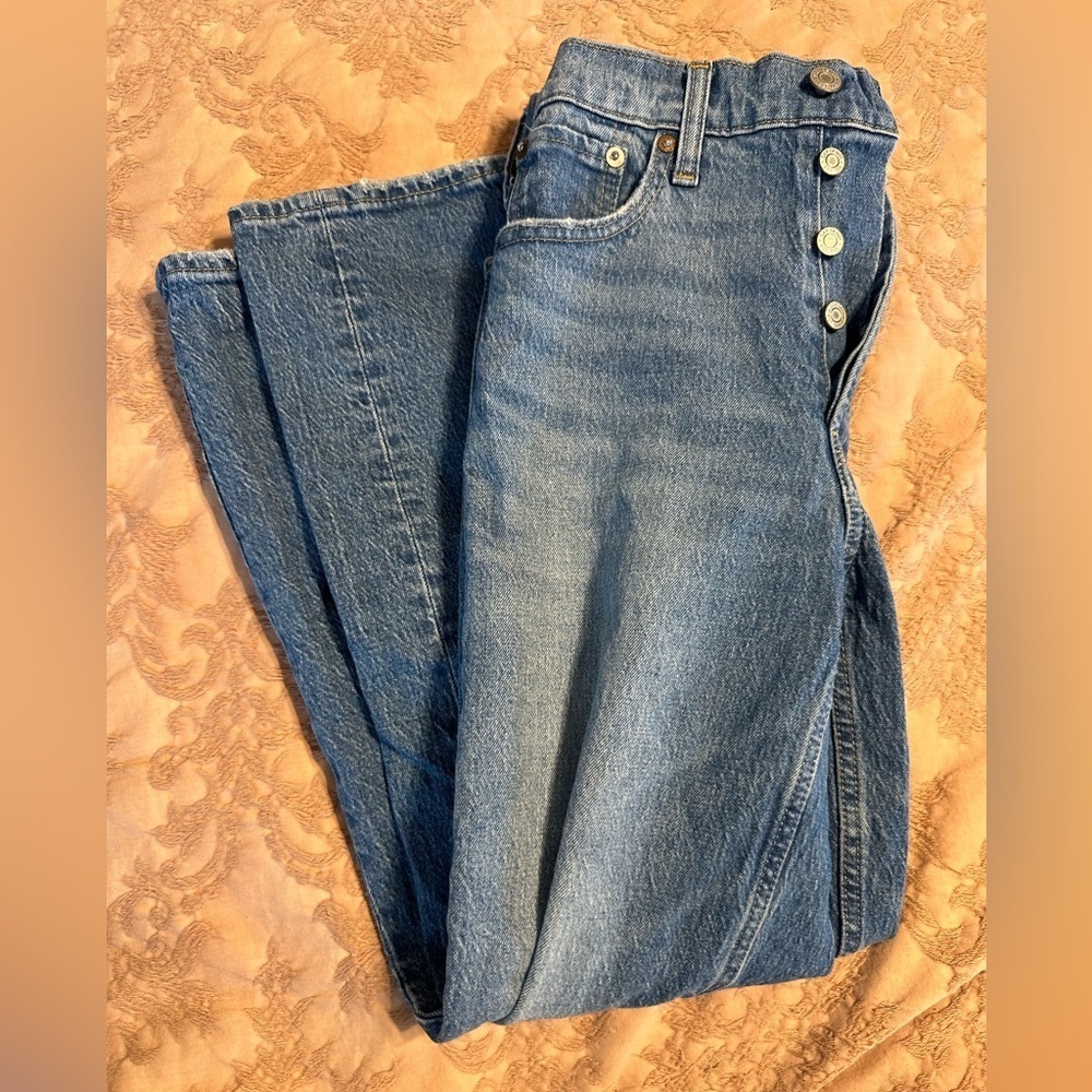 Gap denim jeans with button detail and high waist